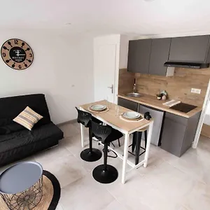 Appartement T2 Neuf Terrasse, Arles